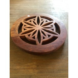 Mandala en bois d'olivier