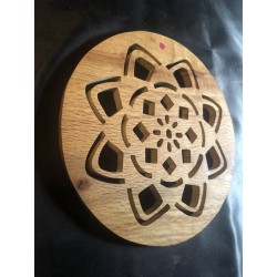 Mandala dessous de plat en chêne liège